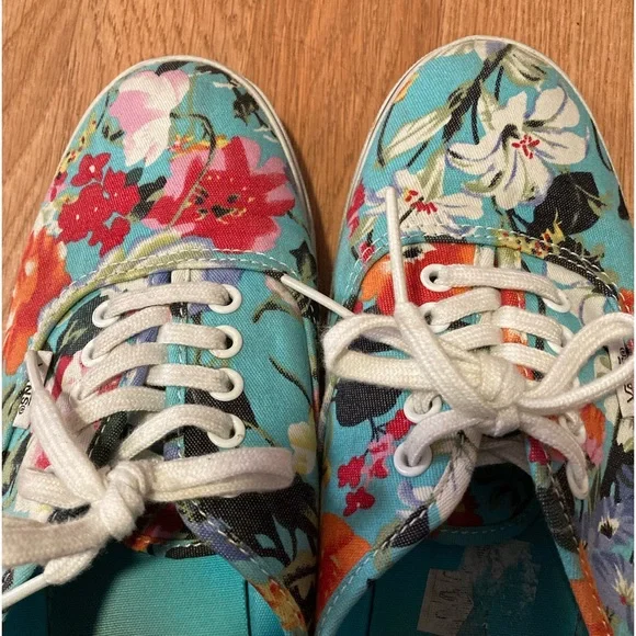Floral Print Vans🌺 - Picture 6 of 8